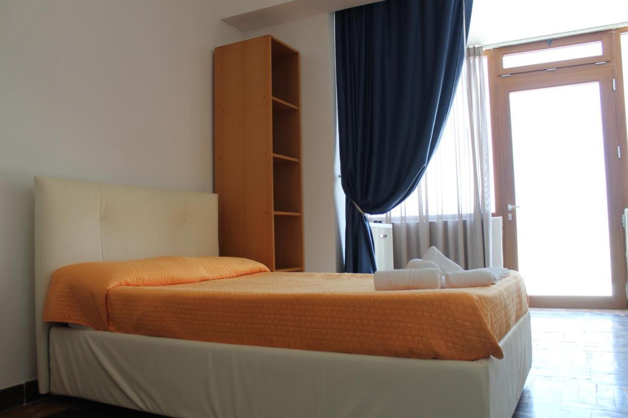 B&B Palazzo Manfredi Vieste, Fronte Mare Con Parcheggio Екстериор снимка