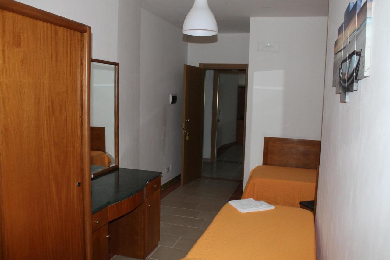 B&B Palazzo Manfredi Vieste, Fronte Mare Con Parcheggio Екстериор снимка